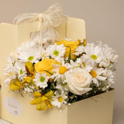 Happy Box Chocolate Cake - Yellow and White Australian Roses