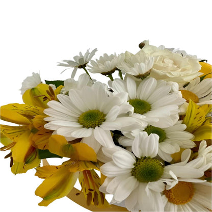 ROUND BOX WHITE AND YELLOW FLOWERS